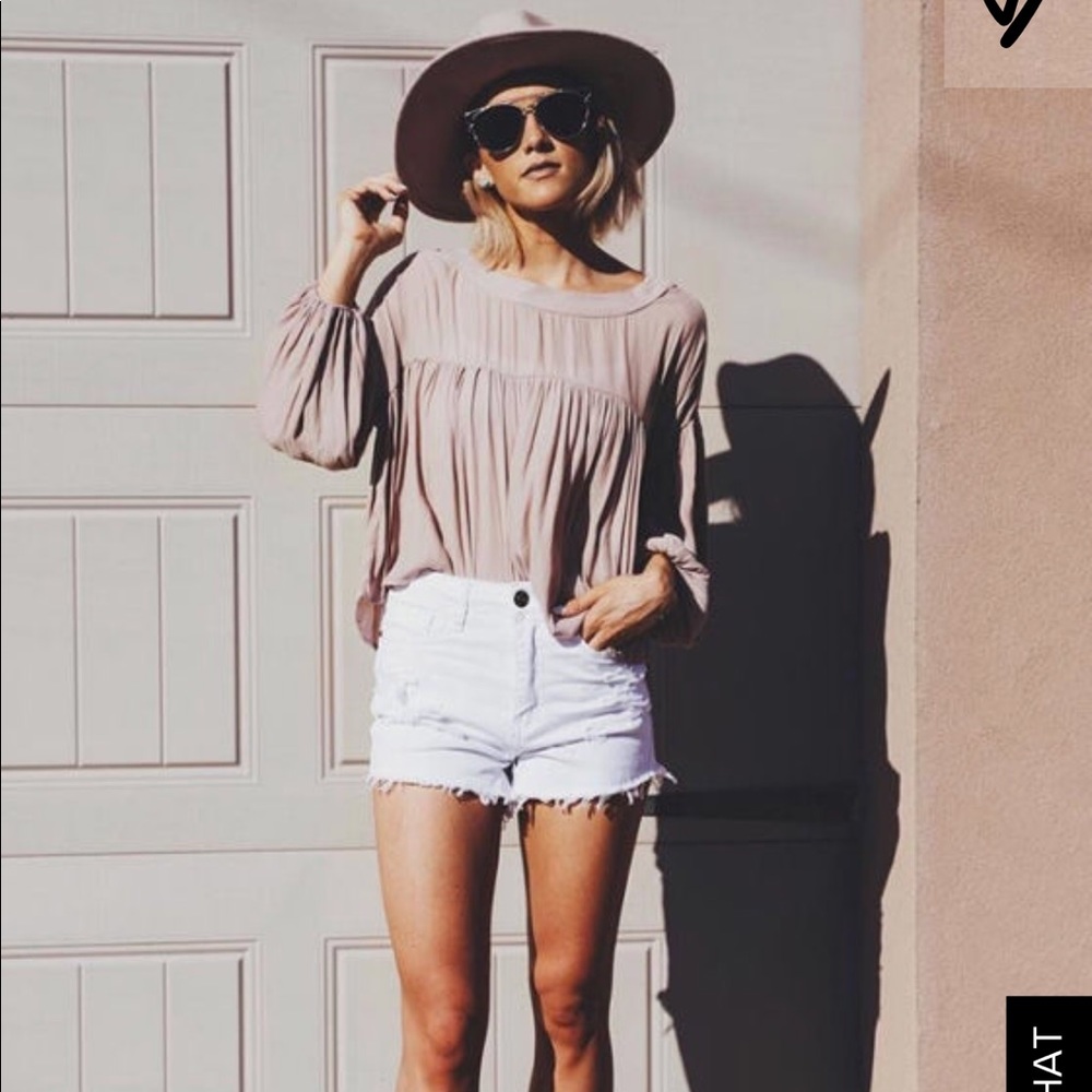 Lulus prevailing wind mauve top